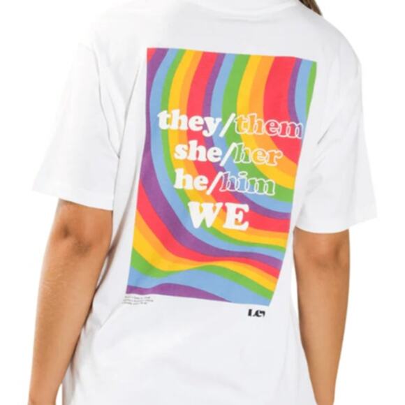 Levi's Pride Unisex Relaxed Fit Rainbow Graphic T-Shirt XXL White LGBTQ Oversize - Picture 1 of 15